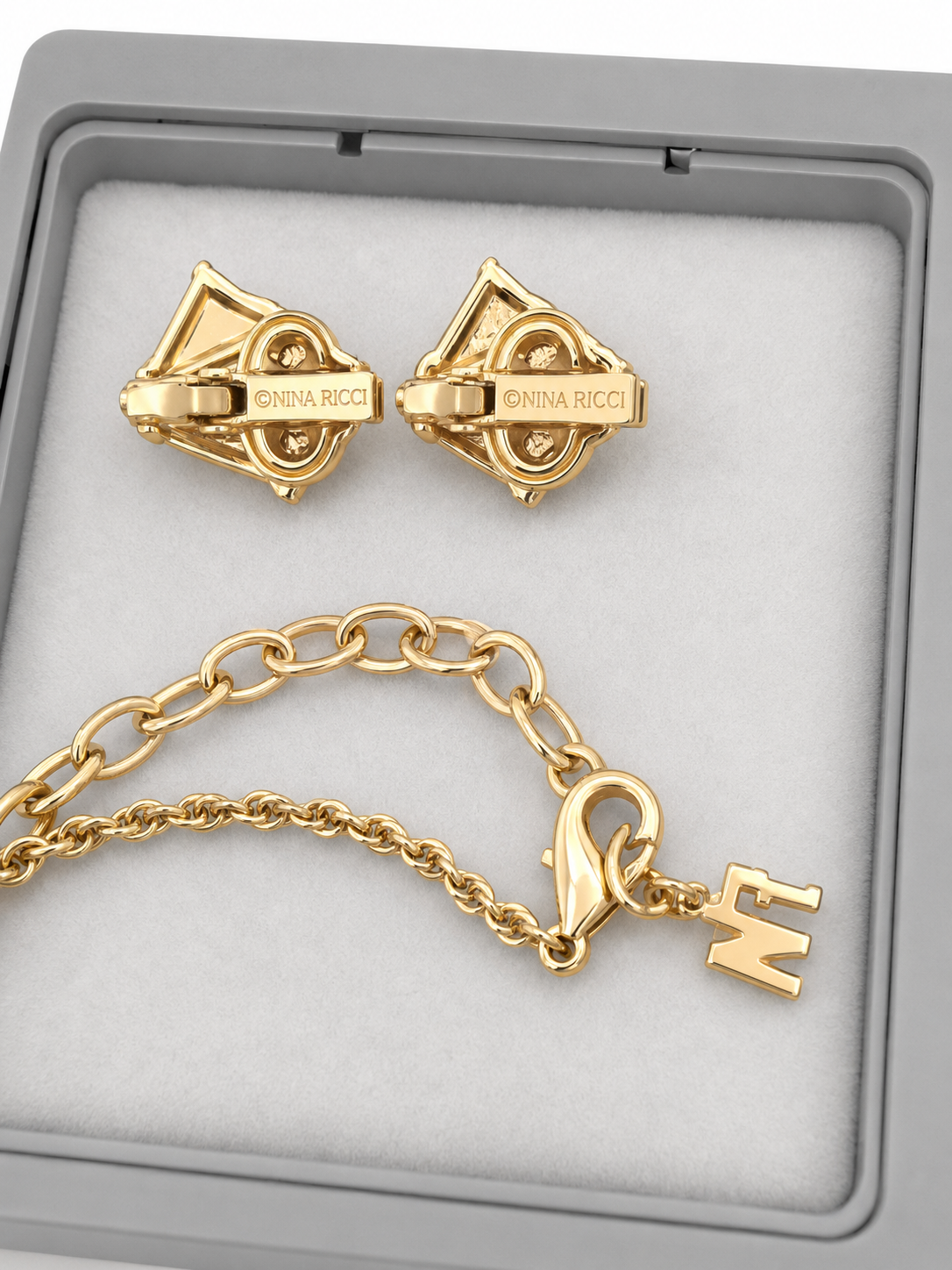 Nina Ricci costume jewelry set