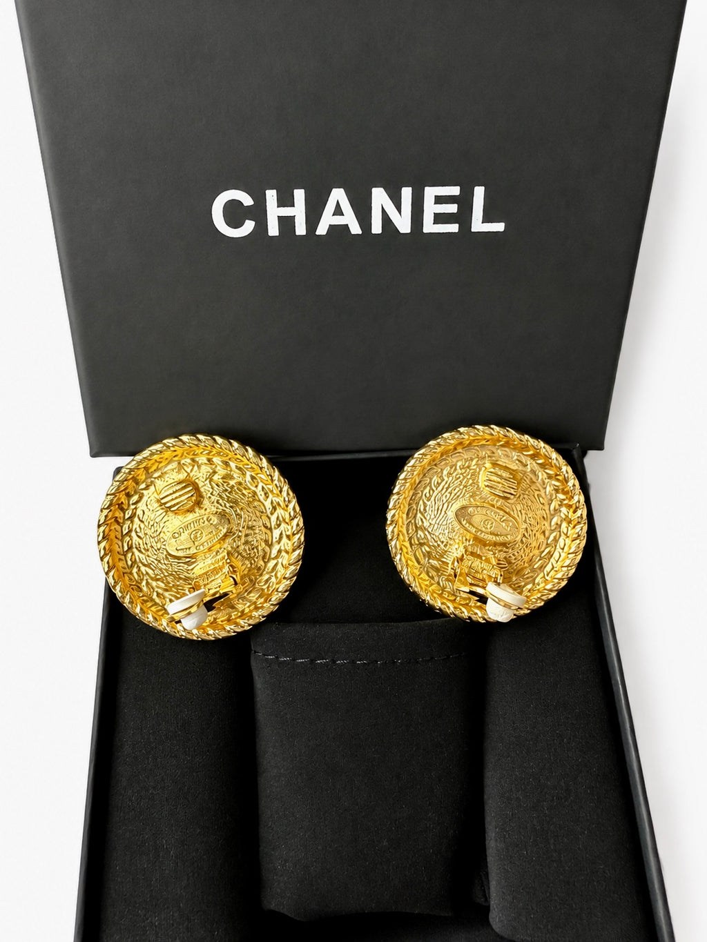 Vintage CHANEL CC Faux Pearl Rope Clip-On Earrings Gold Tone Made in France